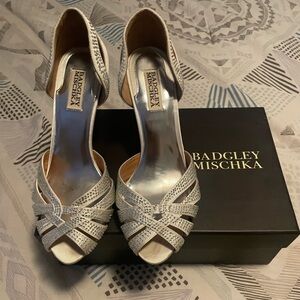 Badgley Mischka Ivory Heels